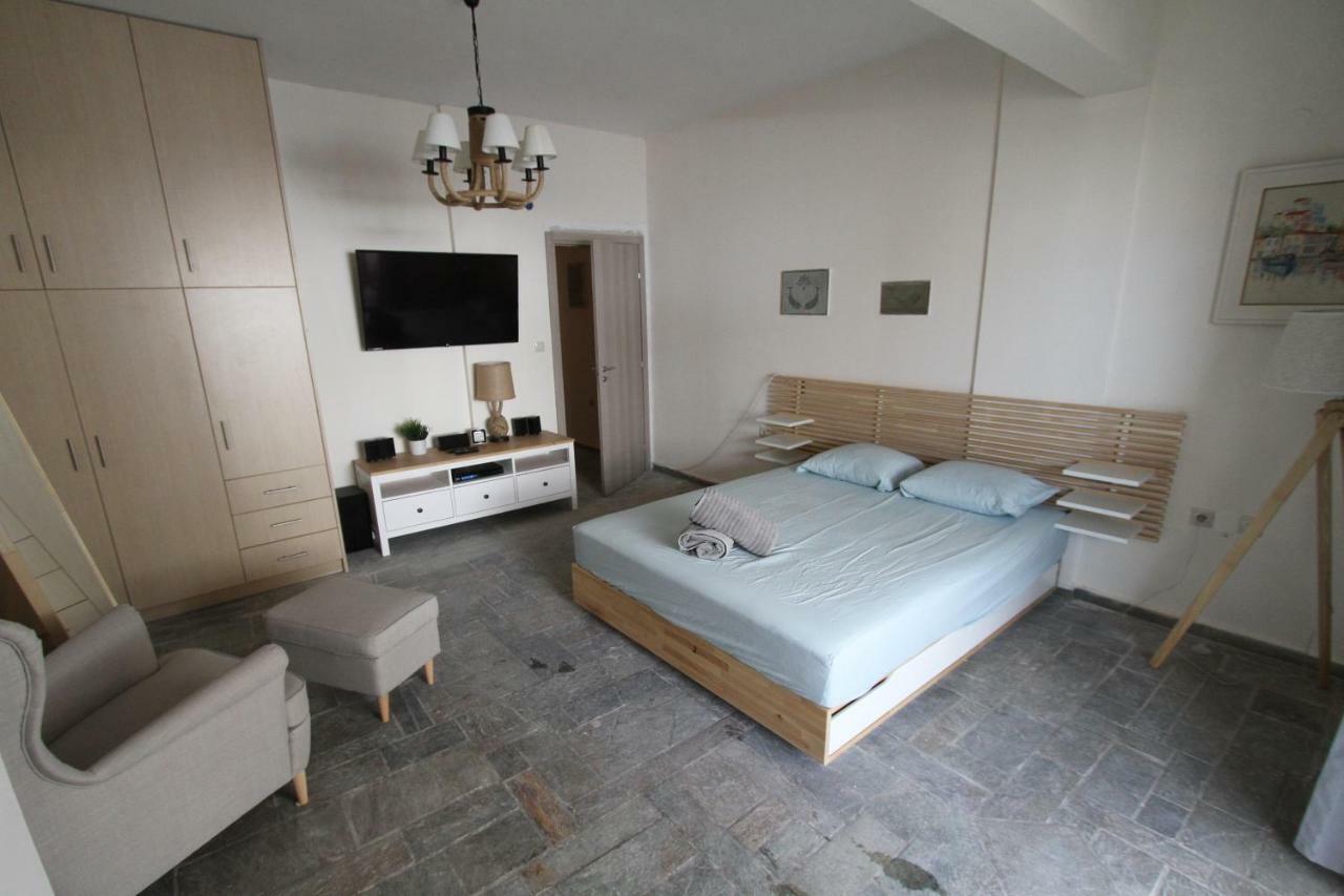 Villa Katerina'S à Nea Palatia Extérieur photo